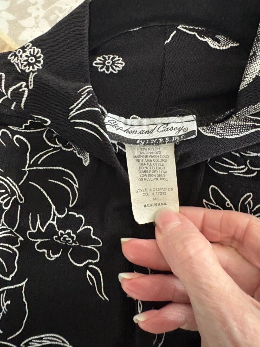 Stephen and Casey "Y2K Vintage" Mock Neck Sleeveless Blouse - Picture 3 of 5